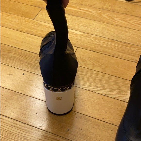 Chanel size 8 booties - Picture 2 of 4